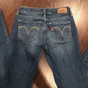 Levi jeans